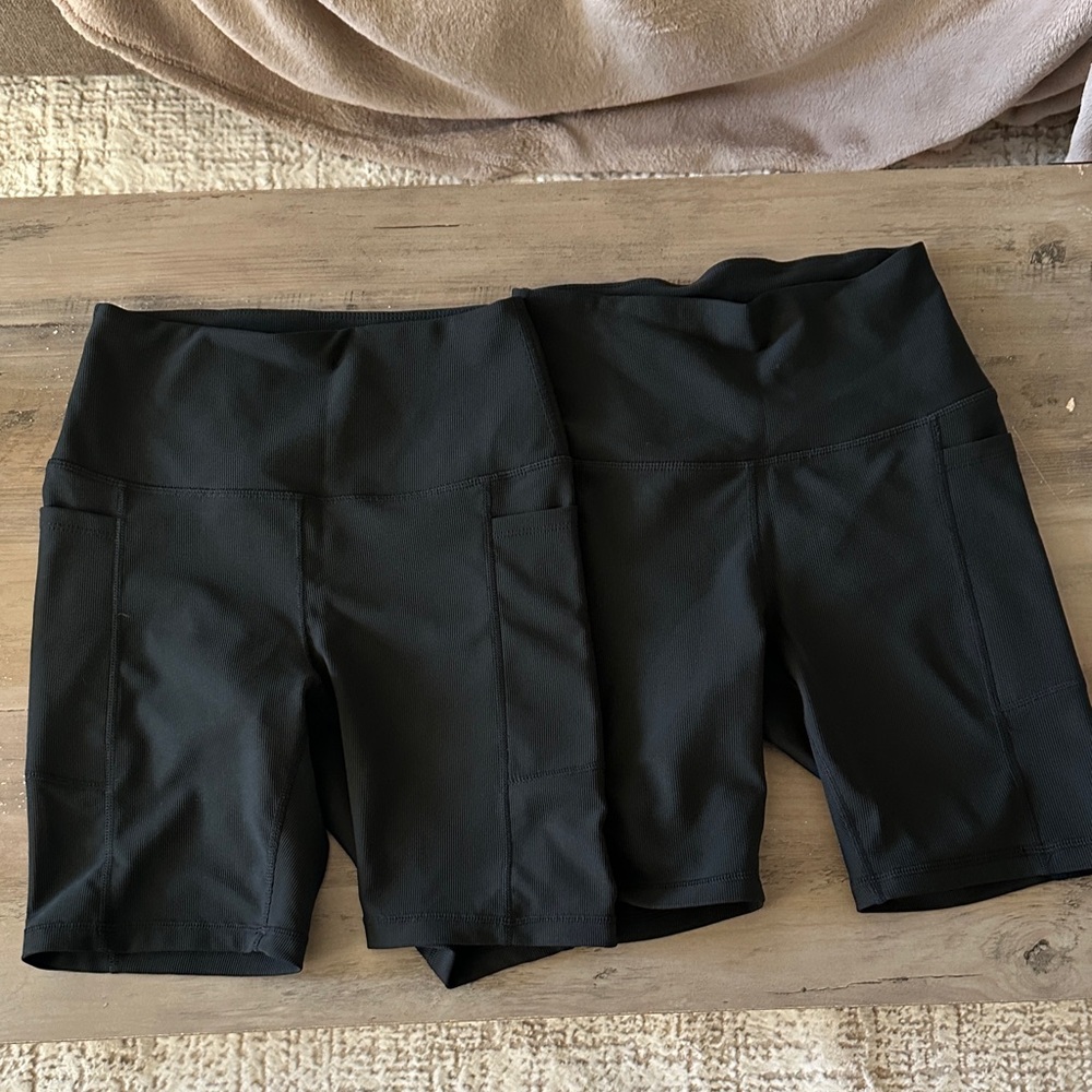 Women's Ribbed Black High-Waisted Shorts